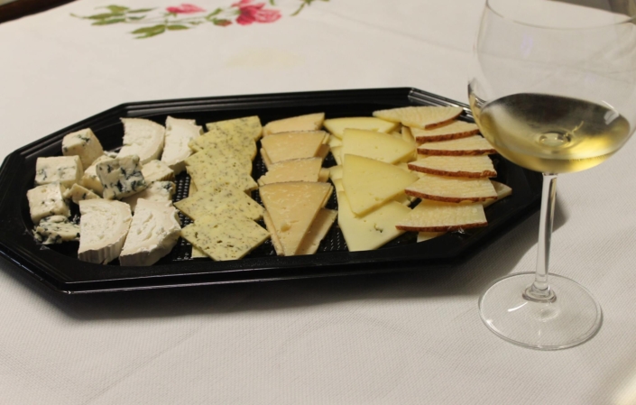 43378242_2382414571773327_2798316217209716736_n